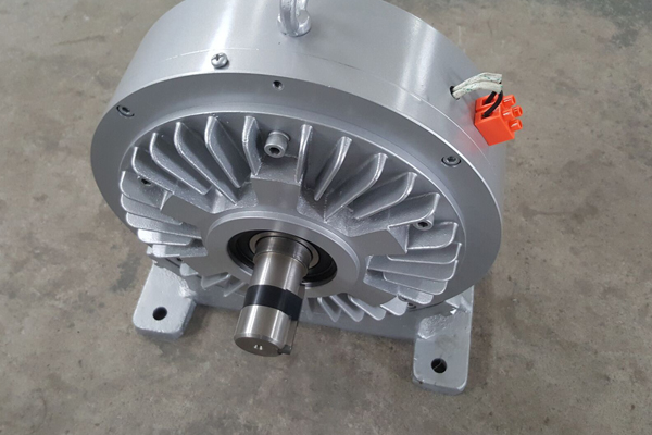 單出軸機(jī)座磁粉制動器主要特點(diǎn)概述